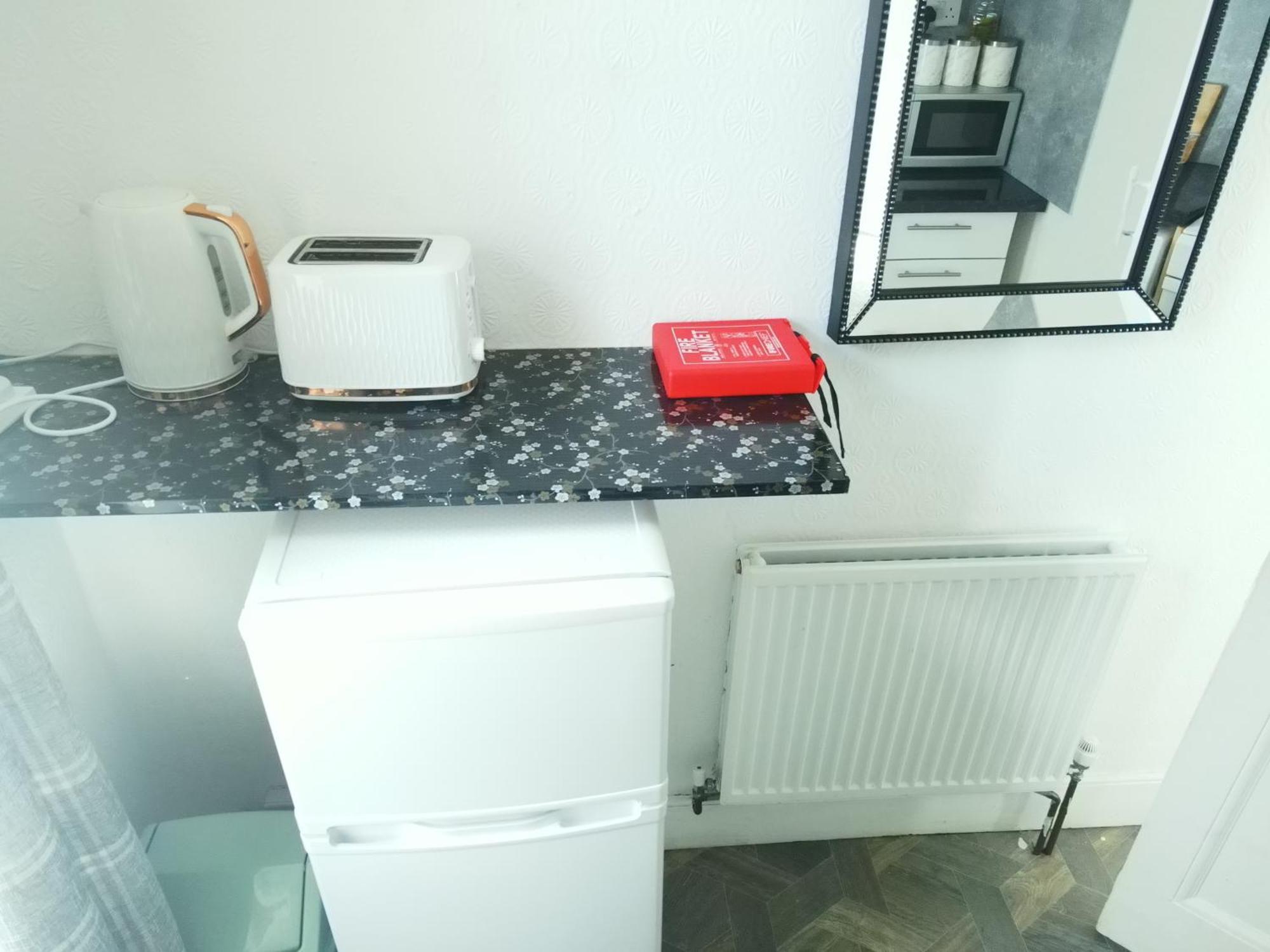 Service Accommodation 2 Bed Room Apartment In Newport South Wales Near Celtic Manor Icc Wales Zewnętrze zdjęcie