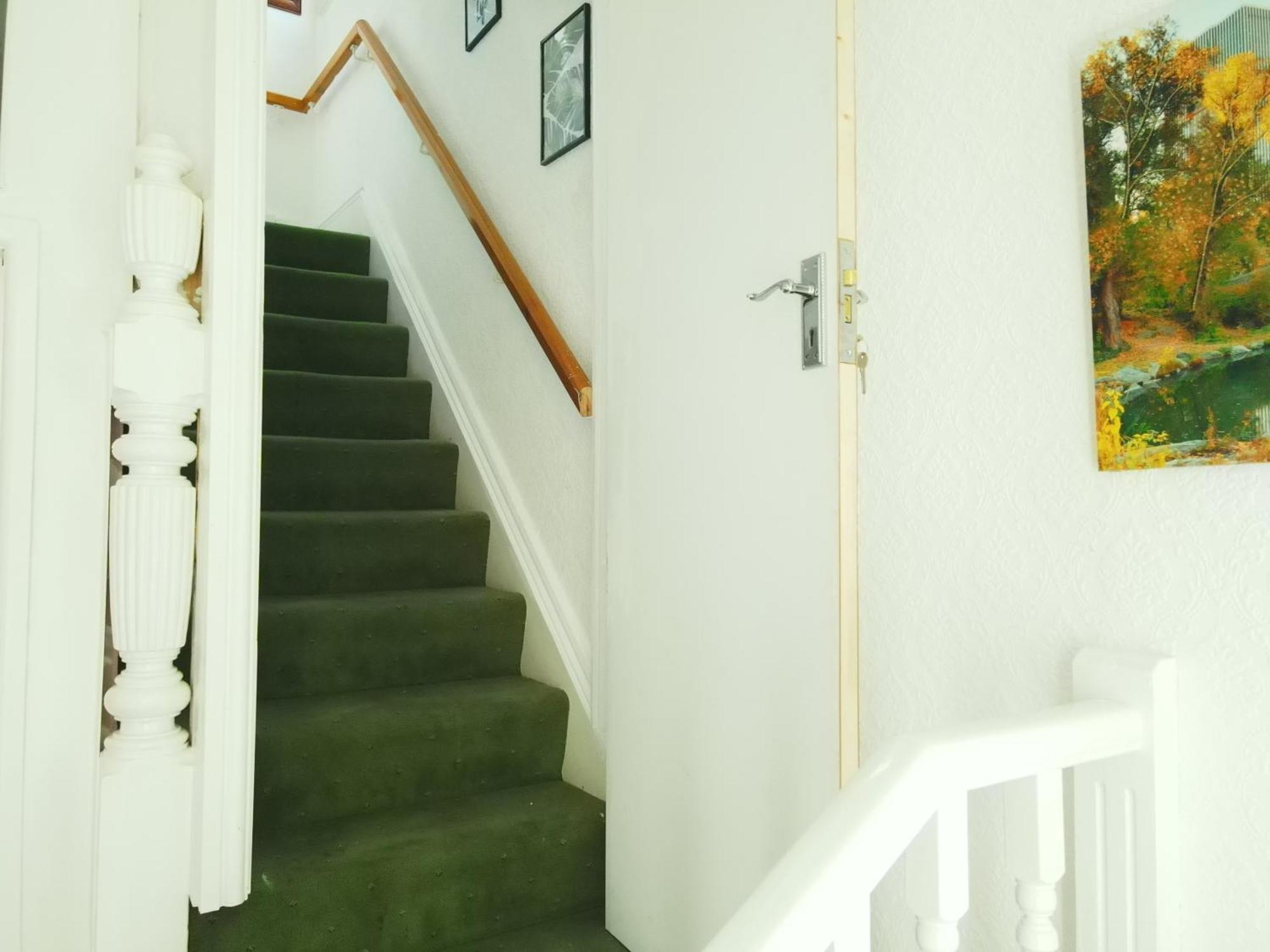 Service Accommodation 2 Bed Room Apartment In Newport South Wales Near Celtic Manor Icc Wales Zewnętrze zdjęcie